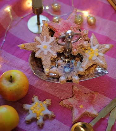 Cinnamon stars